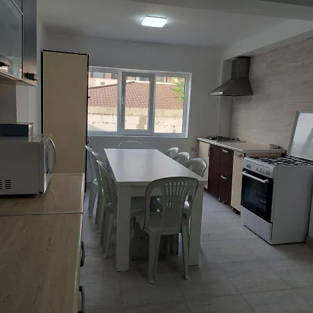 Pensiunea Damian Tatil Evi *